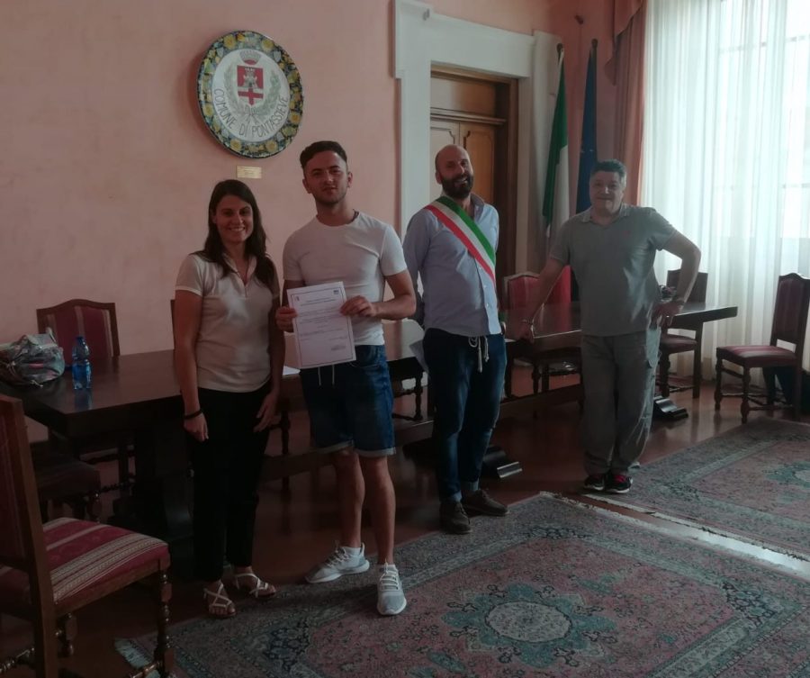 consegna attestati di qualifica del corso addetto elettrico